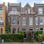 Het Huis Met De Barbies